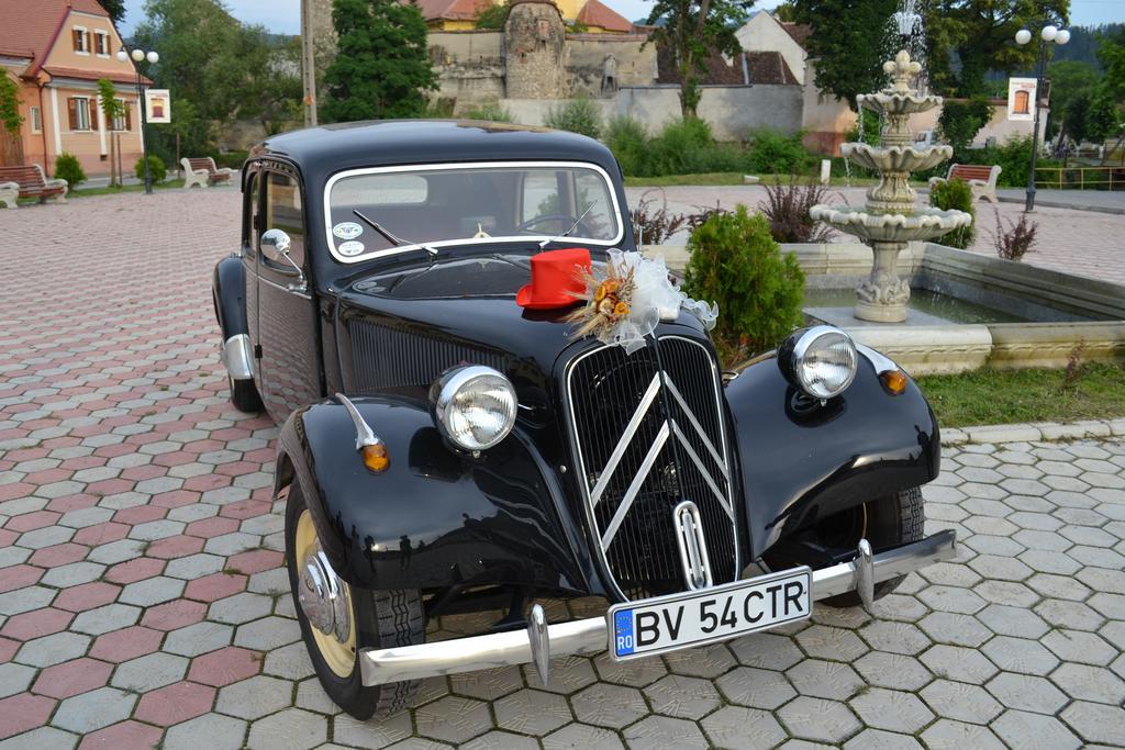 Vila Old Cars Cristian  Extérieur photo